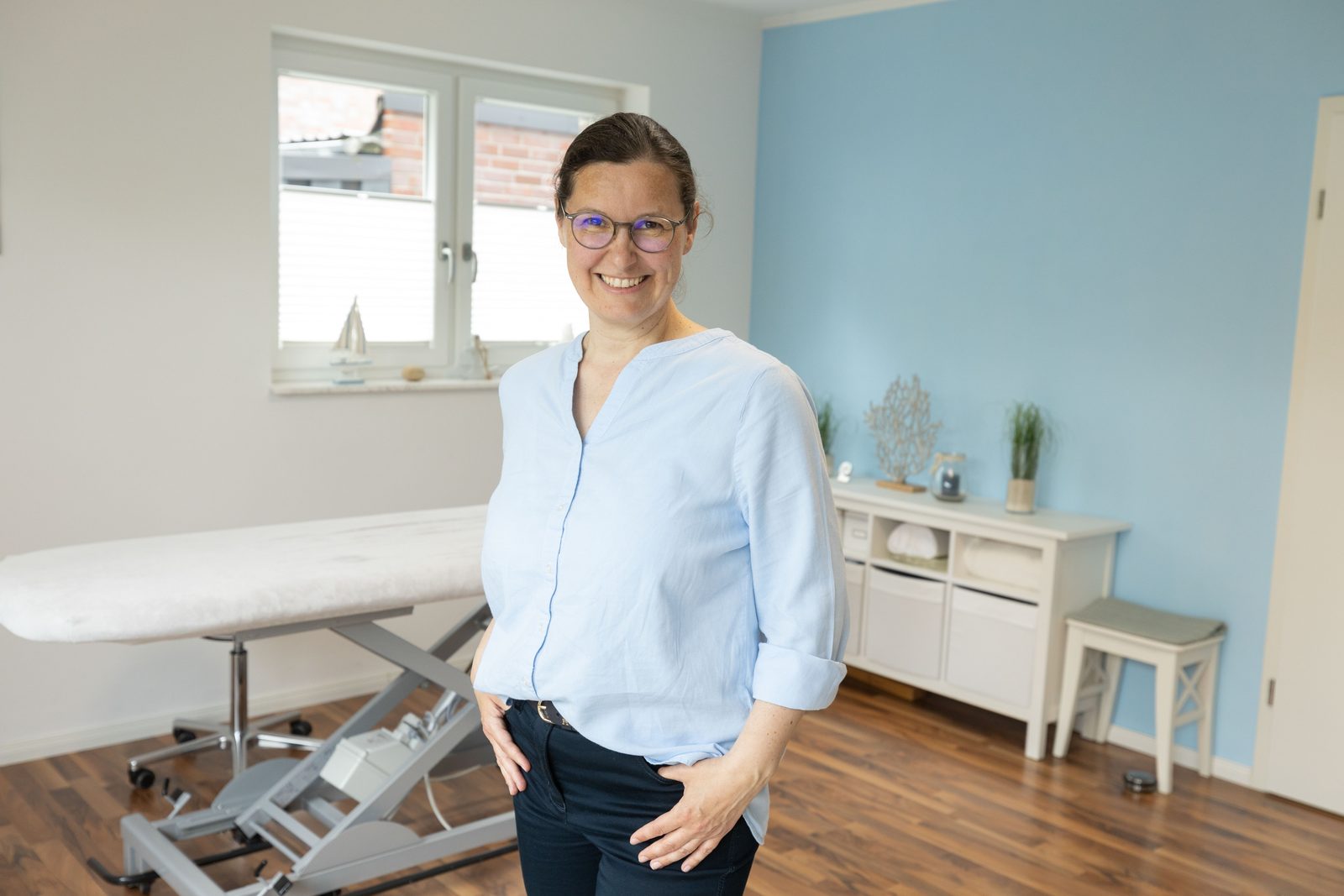 Nicole Blankenhagen in ihrer Praxis in Rotenburg (Wümme)